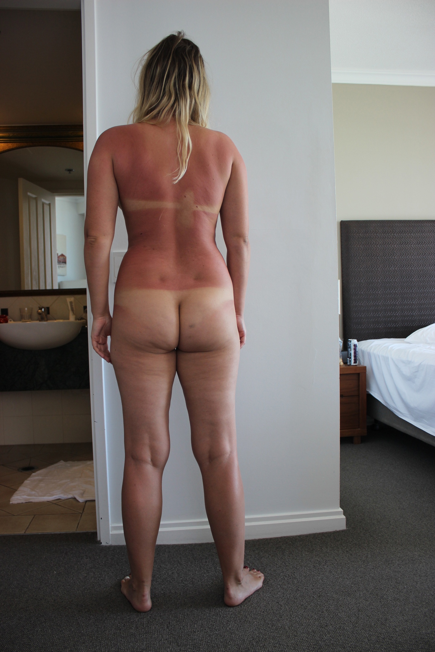 Замужняя женщина Виолетта Вологжанина показывает себя