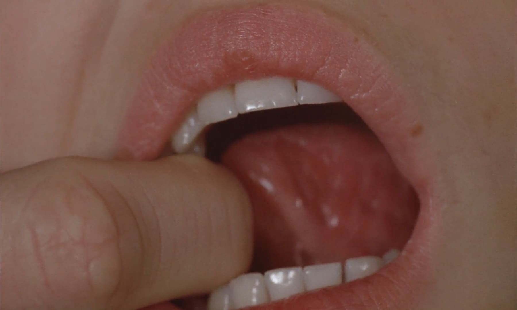 Эротические фото из фильма Аморальные истории (1974)