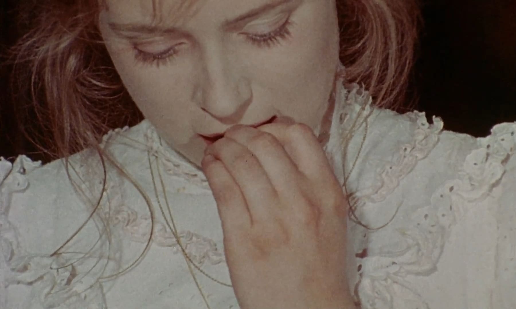 Эротические фото из фильма Аморальные истории (1974)