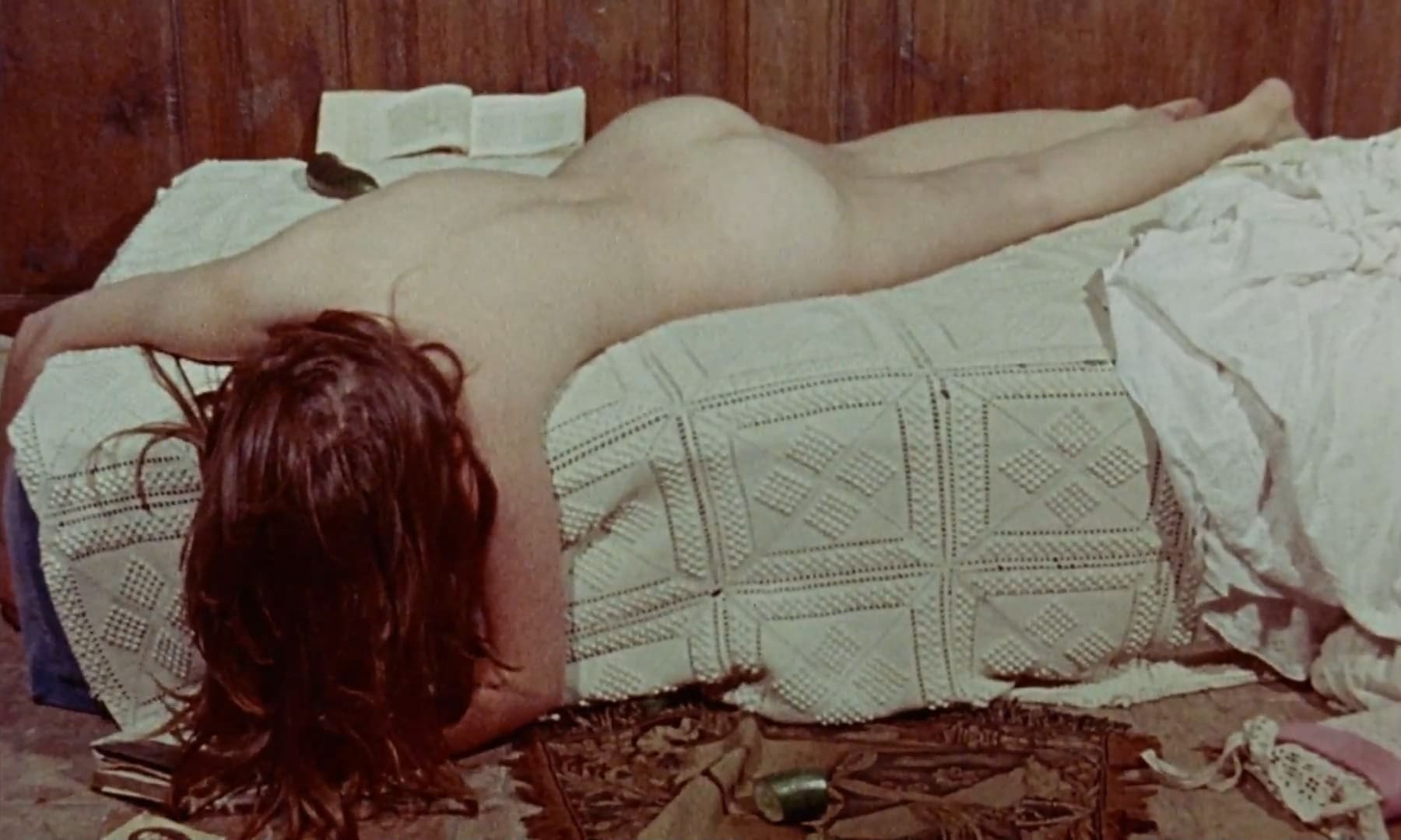 Эротические фото из фильма Аморальные истории (1974)