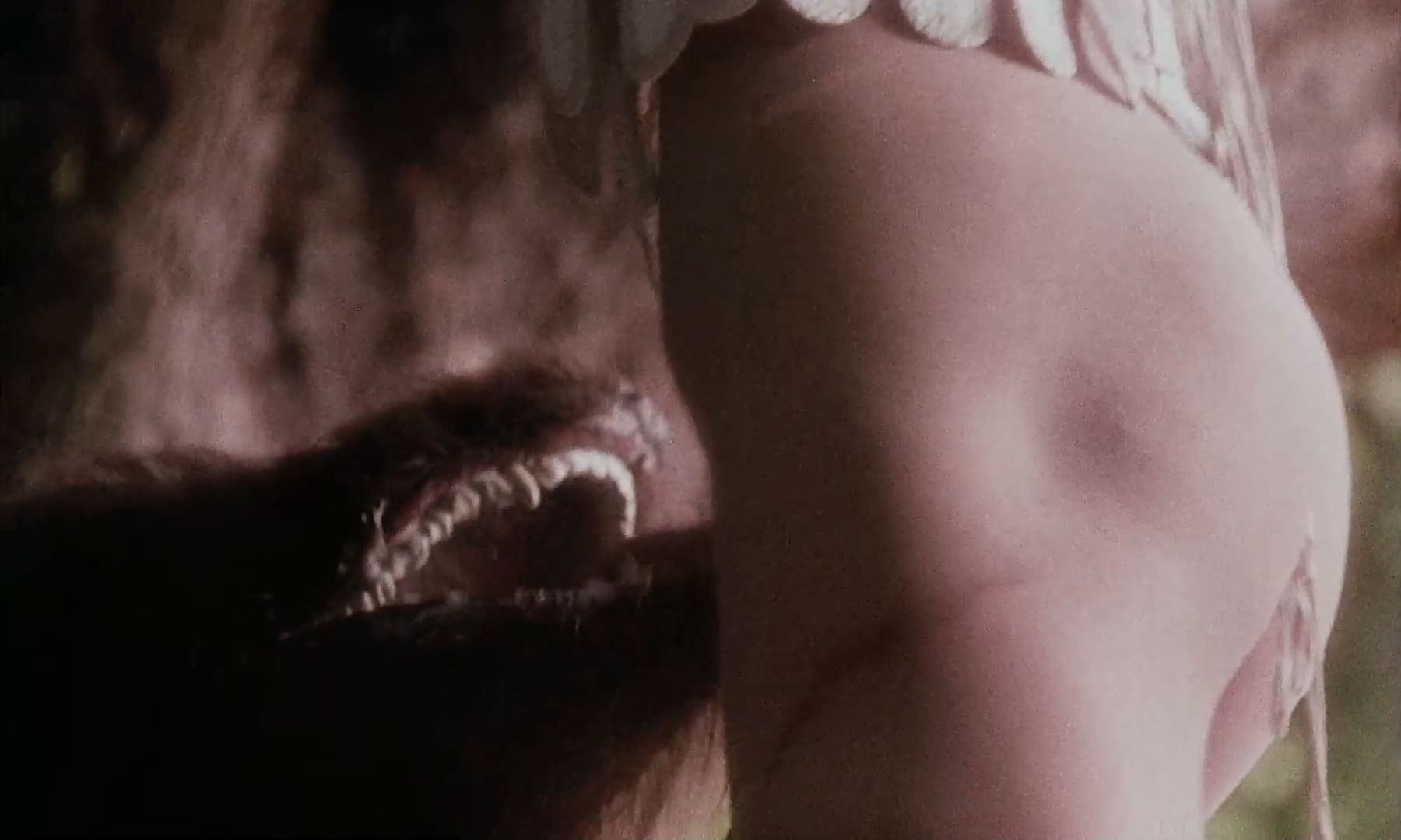 Эротические фото из фильма Аморальные истории (1974)