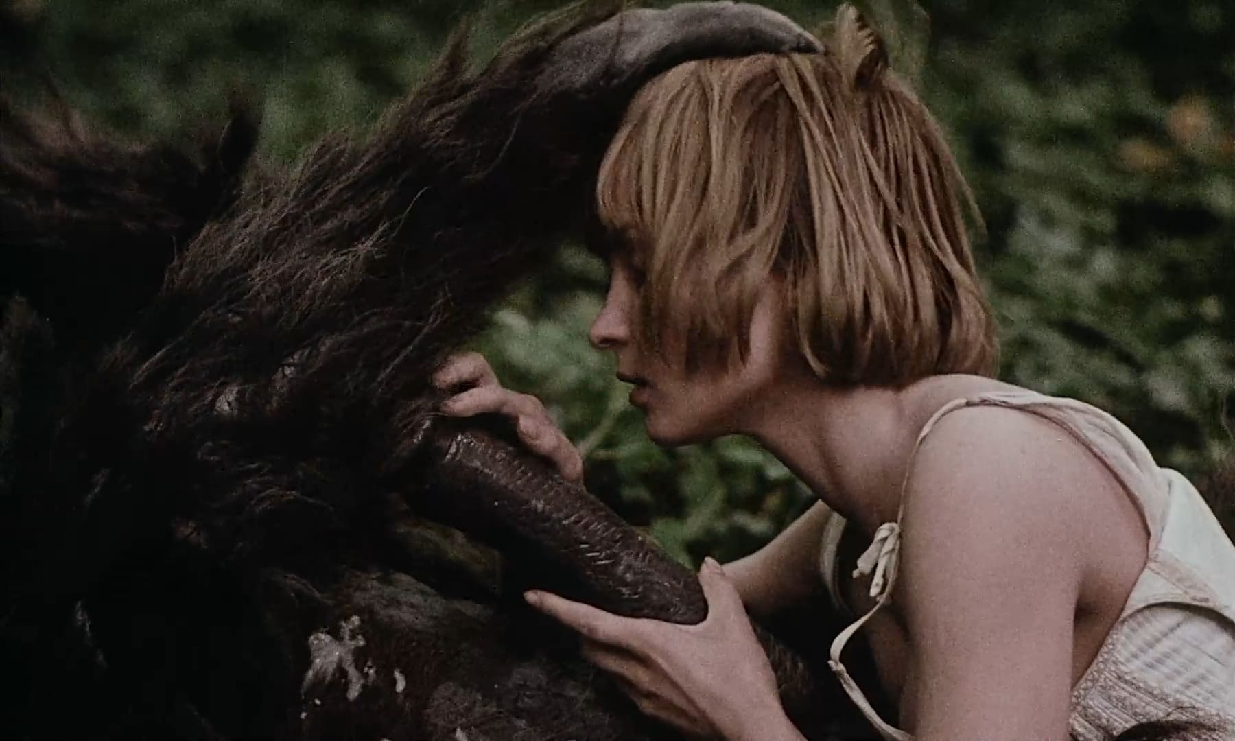 Эротические фото из фильма Аморальные истории (1974)