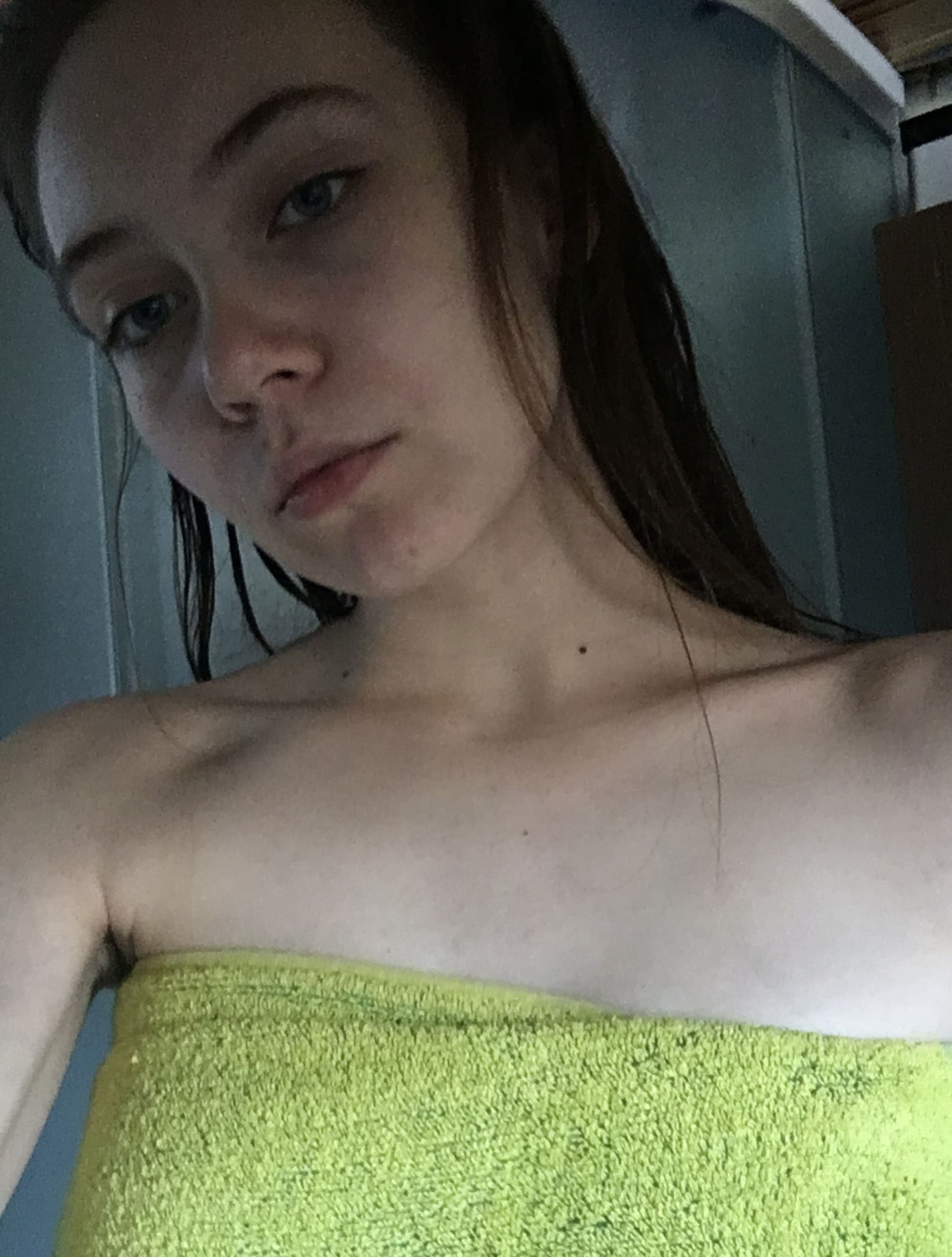 Домашние эротические фото: Позирую на камеру